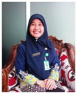 Kepala MTsN 1 Surakarta, Hj.Nurul Khomariah bangga