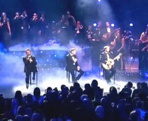 Momen aksi panggung Group Band Westlife