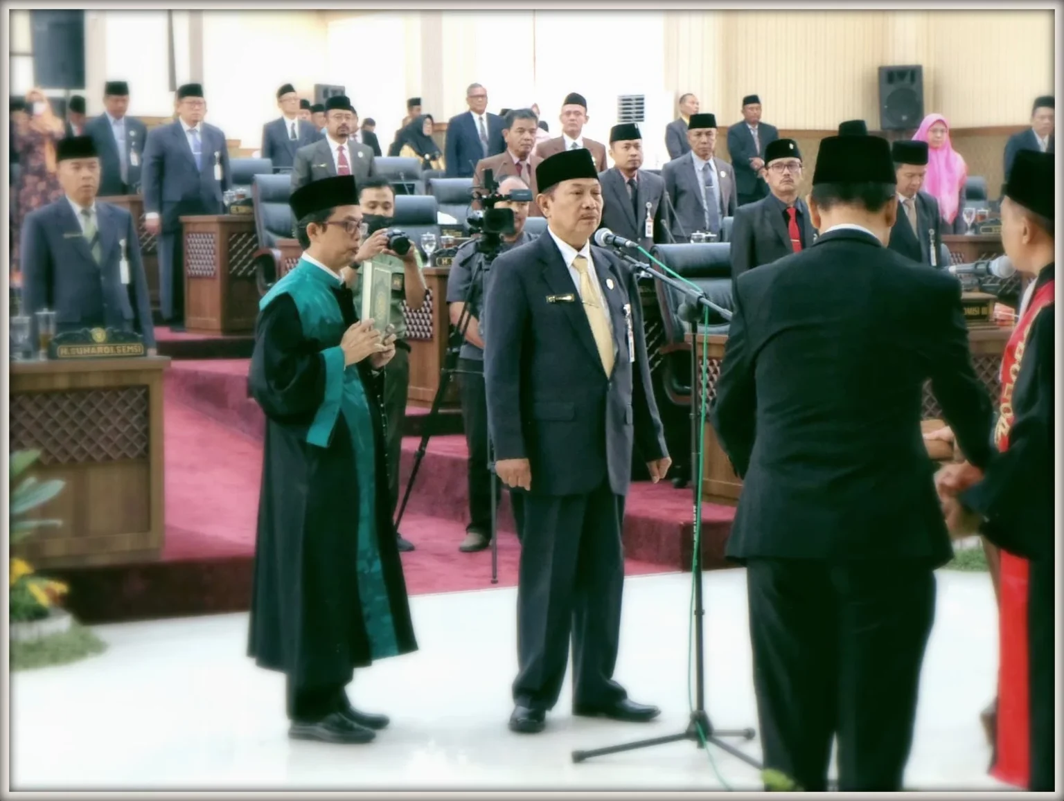 Detik-detik pelantikan Wakil Ketua DPRD Kab.Sukoharjo,Sarjono SM,SE
