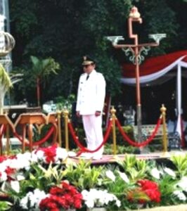 Momen Plt.Bupati Pati ( Risma Ardhi Candra ) Kliru Baca Teks PANCASILA (17/8)